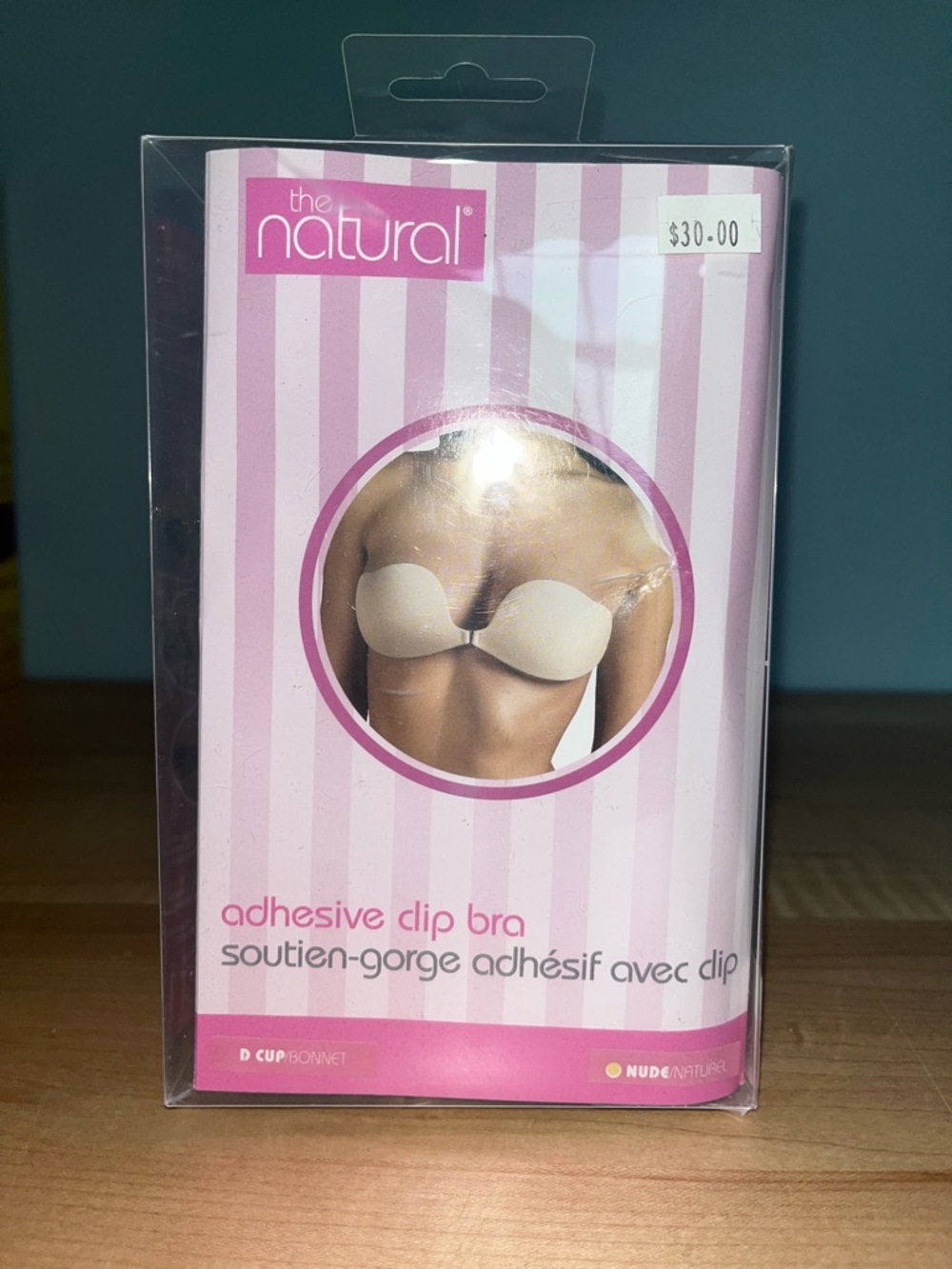 Adhesive clip bra- nude D cup